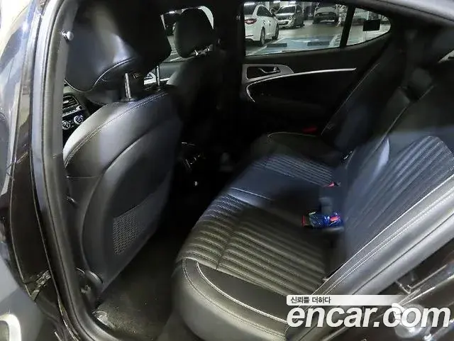 Genesis G70 2019 — Şəkil 1/20
