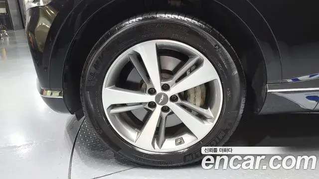 Genesis GV80 2020 — Photo 16/20