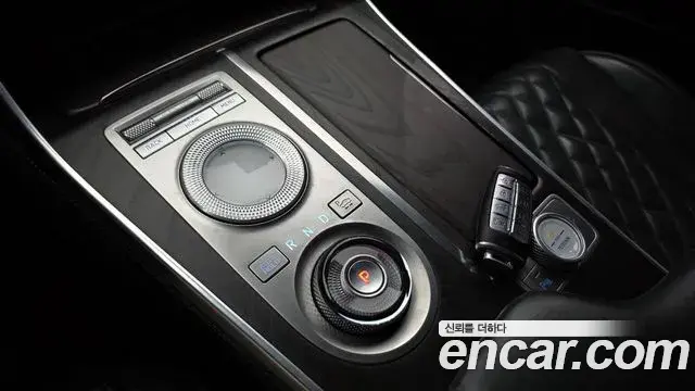Genesis GV80 2020 — Photo 7/20