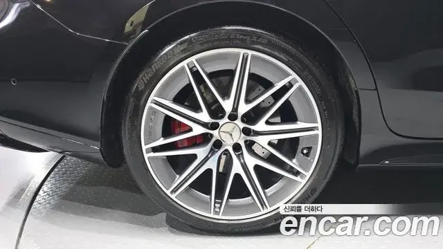 Mercedes-Benz AMG GT 2023 — ფოტო 16/35