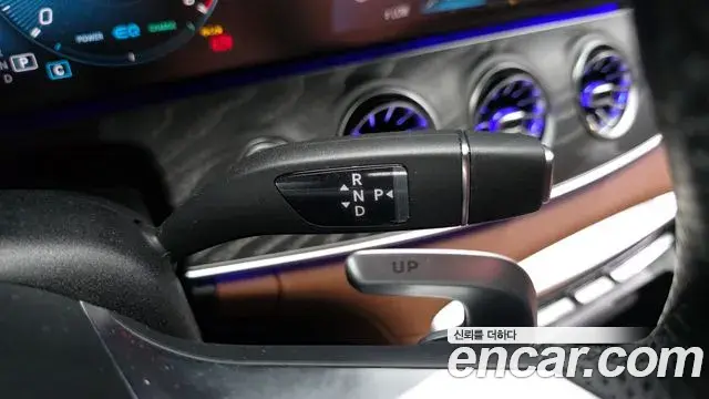 Mercedes-Benz AMG GT 2023 — ფოტო 12/35