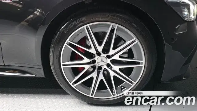 Mercedes-Benz AMG GT 2023 — ფოტო 33/35