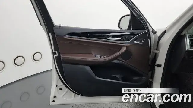 BMW X3 2022 — Şəkil 16/32