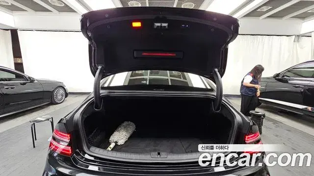 Genesis G80 2025 — Photo 36/38
