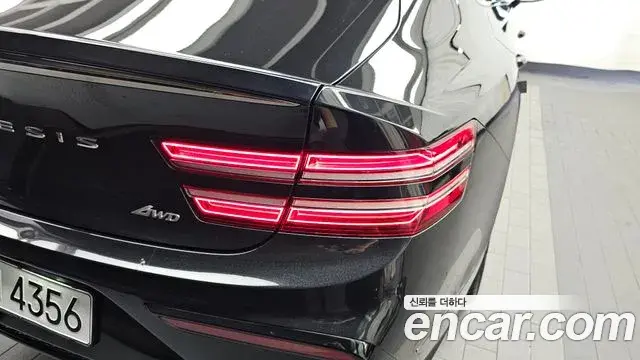 Genesis G80 2025 — Photo 23/38