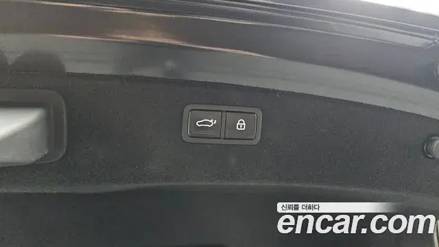 Genesis G80 2025 — Photo 8/38