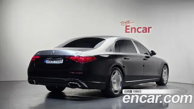 Mercedes-Benz S-Class 2021 — Photo 16/41