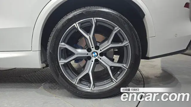 BMW X5 2023 — ფოტო 2/32