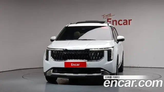 Kia Carnival 2023 — Şəkil 20/38