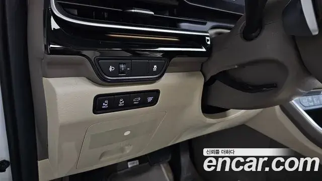 Kia Carnival 2023 — Şəkil 7/38