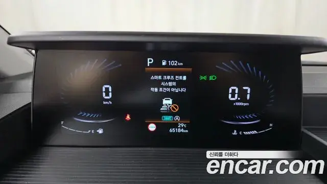 Hyundai Staria 2021 — ფოტო 22/30