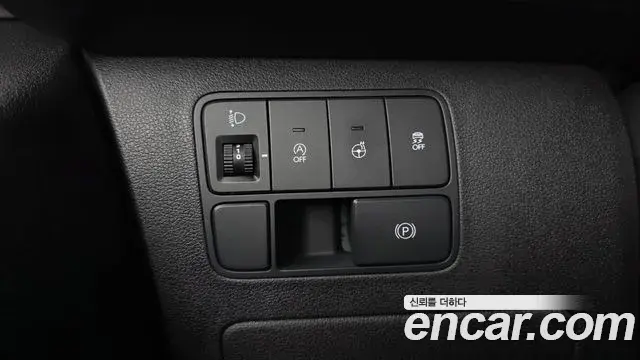 Hyundai Staria 2021 — ფოტო 16/30