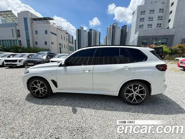 BMW X5 2026 — Фото 12/20