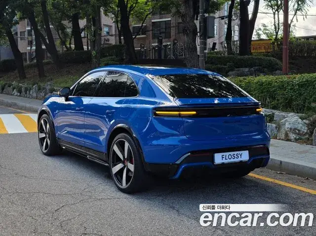 Porsche Macan EV 2026 — ფოტო 9/20