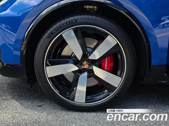 Porsche Macan EV 2026 — ფოტო 15/20