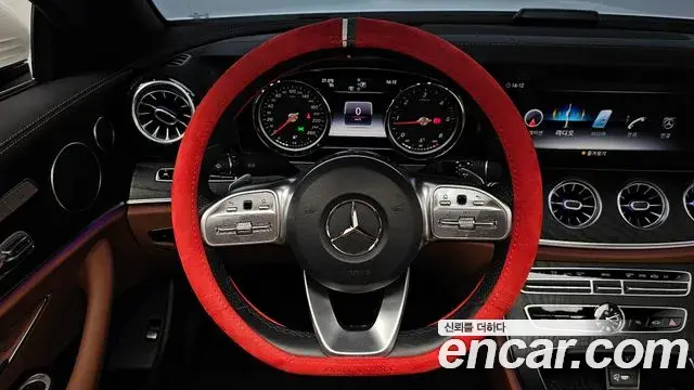 Mercedes-Benz E-Class 2019 — Фото 13/20