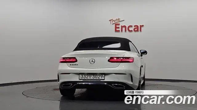 Mercedes-Benz E-Class 2019 — Şəkil 8/37