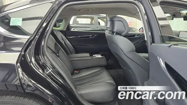 Genesis G80 2021 — ფოტო 21/33