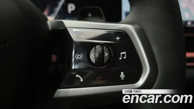 BMW 5 Series 2025 — Şəkil 2/32