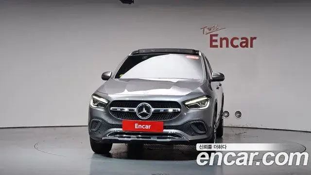 Mercedes-Benz GLA-Class 2021 — Фото 3/20