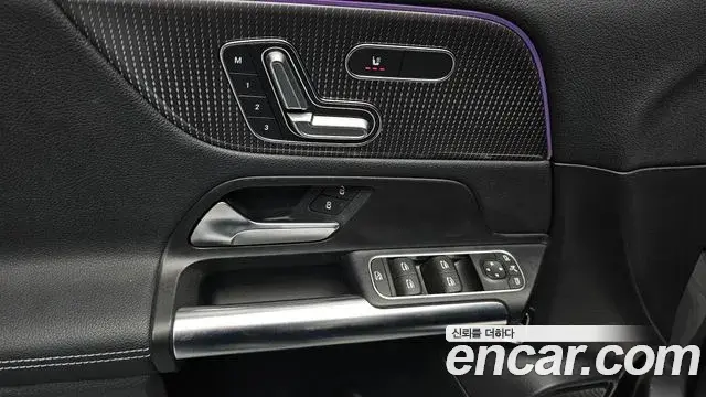 Mercedes-Benz GLA-Class 2021 — Фото 18/20