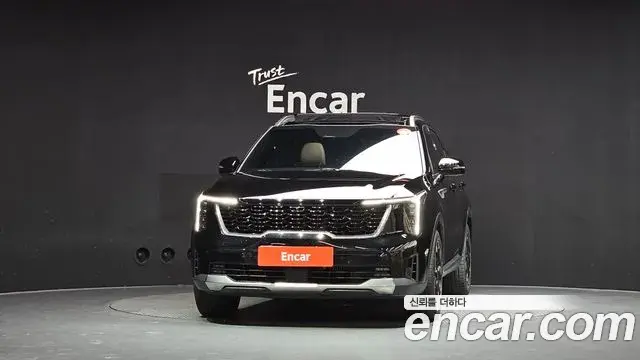 Kia Sorento 2023 — Фото 3/20