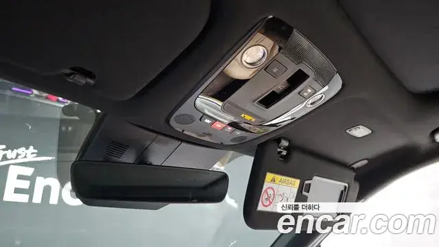 Kia Sorento 2023 — Фото 18/20