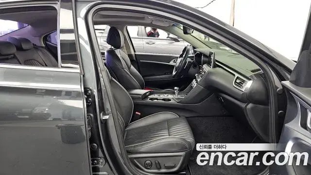 Genesis G70 2018 — Şəkil 12/20