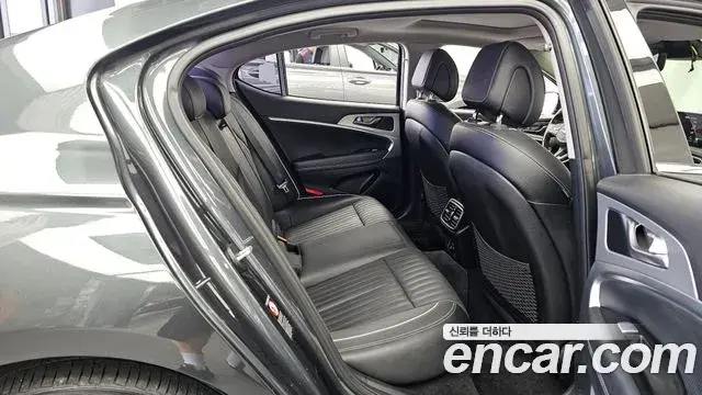 Genesis G70 2018 — Şəkil 5/20