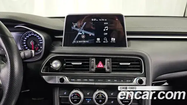 Genesis G70 2018 — Şəkil 9/20