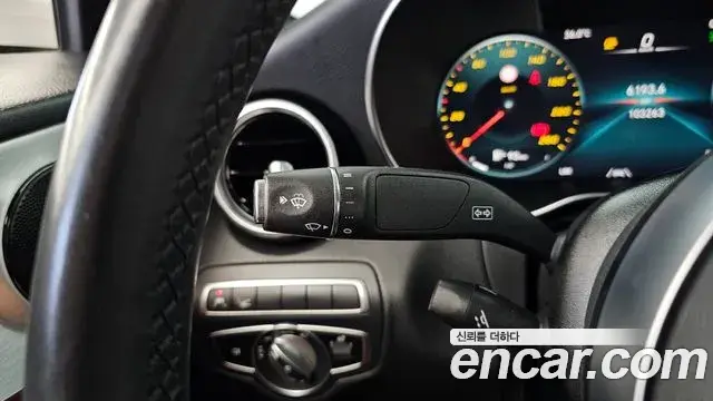 Mercedes-Benz C-Class 2020 — Şəkil 14/32