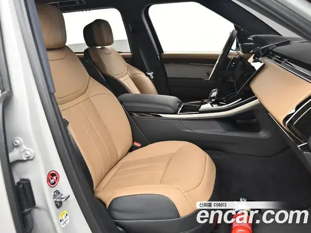 Land Rover Range Rover Sport 2025 — Photo 16/20