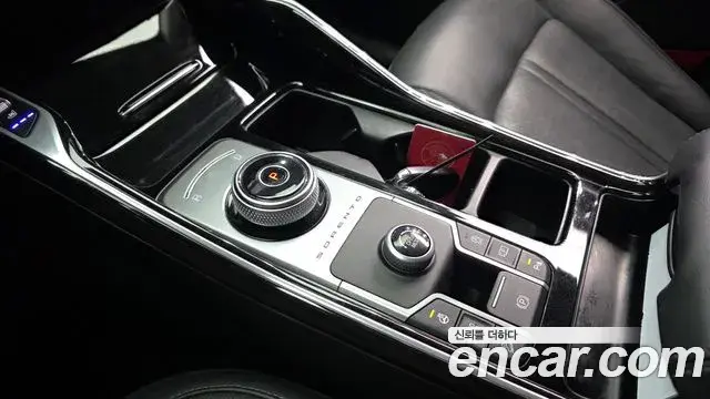 Kia Sorento 2021 — Фото 9/20