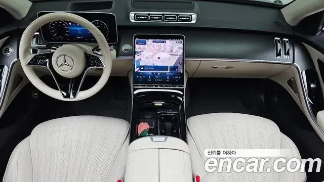 Mercedes-Benz S-Class 2022 — Photo 17/35