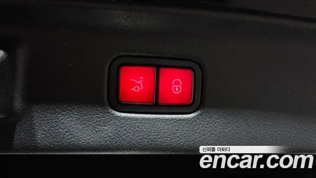 Mercedes-Benz S-Class 2022 — Photo 26/35