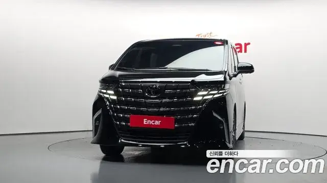 Toyota Alphard 2025 — Şəkil 26/36