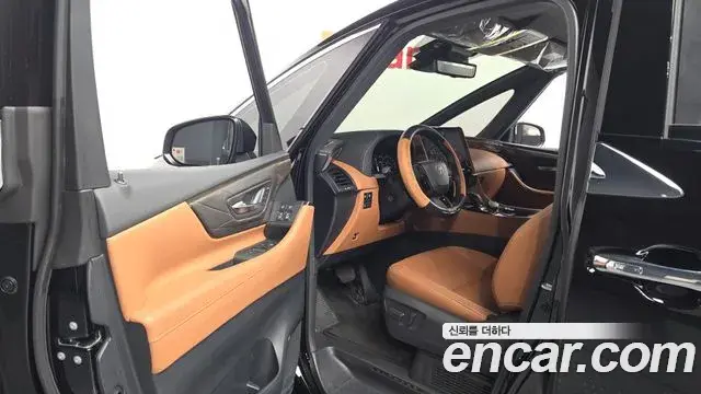 Toyota Alphard 2025 — Şəkil 17/36