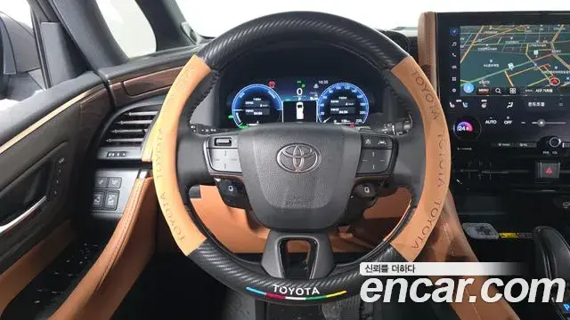 Toyota Alphard 2025 — Şəkil 25/36