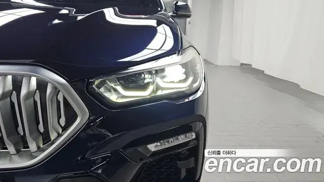 BMW X6 2020 — Şəkil 26/31