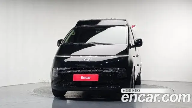 Hyundai Staria 2021 — Фото 4/20