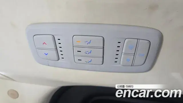 Hyundai Staria 2021 — Şəkil 28/36