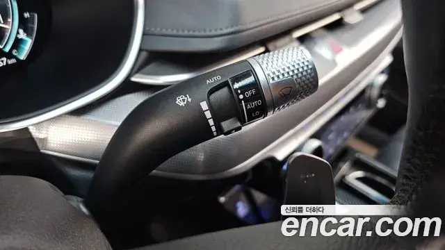 Genesis G80 2022 — Şəkil 21/36