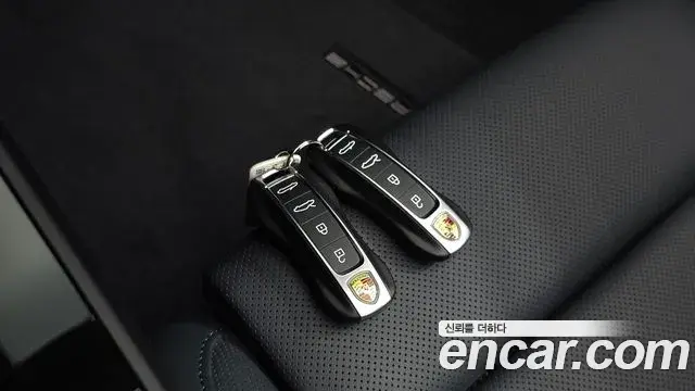 Porsche 911 2025 — Photo 12/20