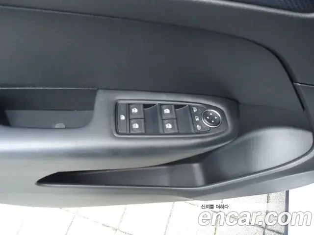 Renault Samsung XM3 2023 — Фото 10/18