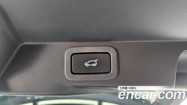 Land Rover Range Rover Sport 2019 — ფოტო 15/20