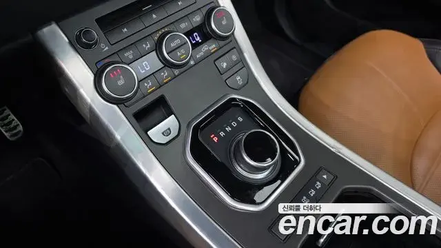 Land Rover Range Rover Evoque 2018 — Фото 9/20