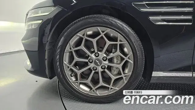 Genesis G80 2023 — Photo 5/20