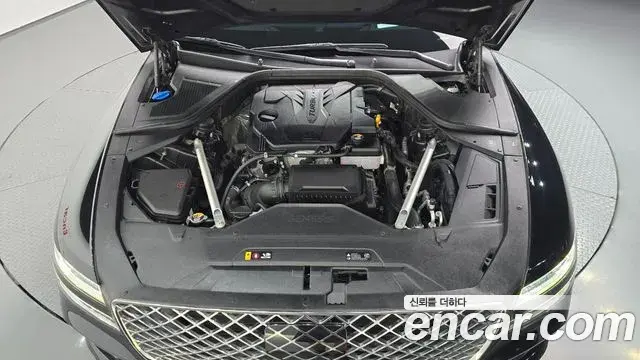 Genesis G80 2023 — Photo 17/20