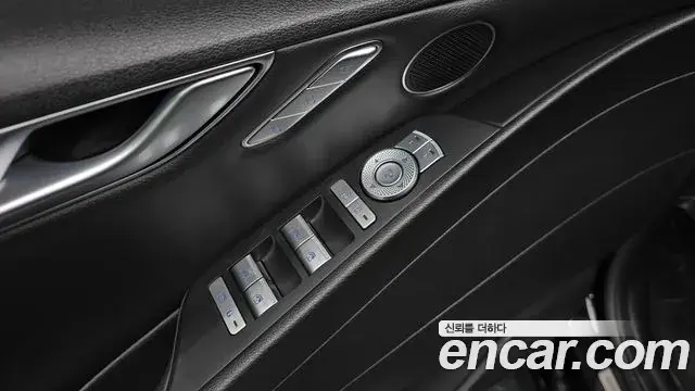 Genesis G80 2023 — Photo 11/20