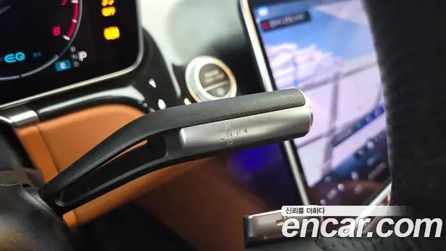 Mercedes-Benz S-Class 2021 — Photo 9/20
